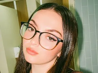 GeeXOX cam model