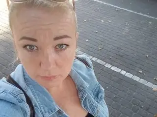 GentleXLioness cam model
