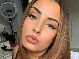 Ginalicious_x cam model
