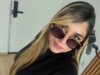 Grayce_swift cam model