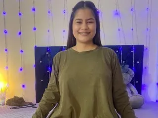 HalimaQadir cam model