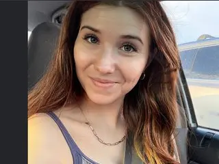 HannahCloe cam model