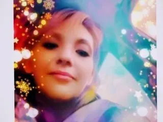 Hazelnut831 cam model