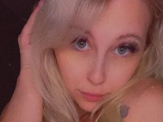 HoneybeeQueenn
