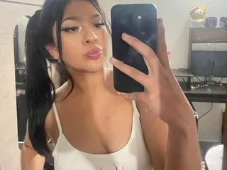 HoneyyBell cam model