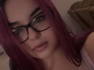 Hottietoker cam model