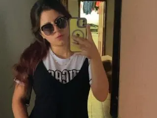 IsabelaBloom cam model