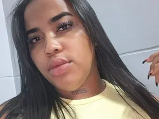 Isabella1lips20 cam model