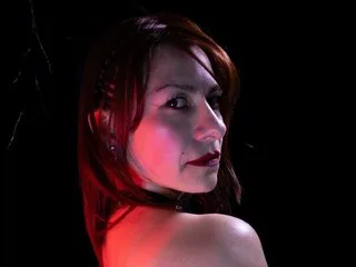 Ivonne_19 — live cam