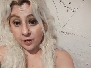 JazzyTay — Streamate cam model