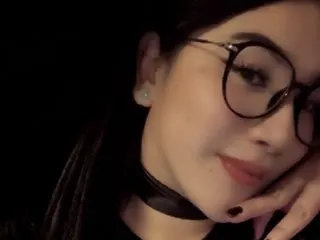 JuliSweet70 — Streamate cam model