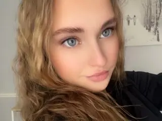Julia20 cam model