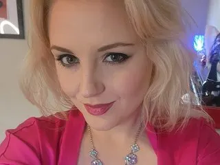 KassieGthedancingalien cam model