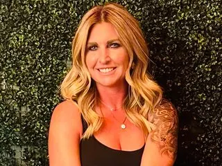 KatieKampbell19 cam model
