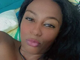 Kattybombxx