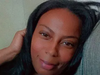 Kattybombxx cam model