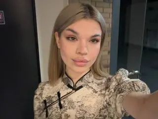 KellySinful cam model