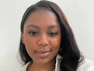 KimmsyBloom cam model