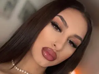 KissInferno cam model