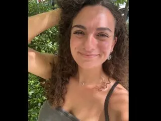 Kissmyass18 cam model