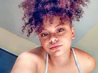 KuntyKat cam model