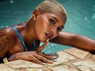 Ladys_Nova — Streamate cam model