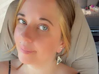 LaneyJaney — live cam