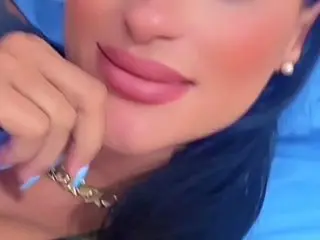 Latinagirld cam model