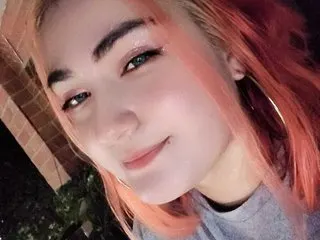 LeiahOrange cam model