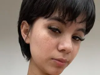Lila_Petite69 cam model