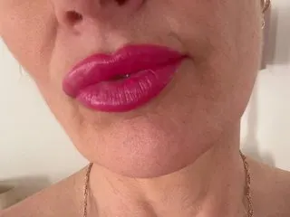 LilyFlowerr cam model