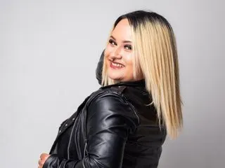LindaBlosh cam model