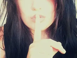 LittleMissAriaRose cam model