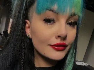 LittleMissTia cam model