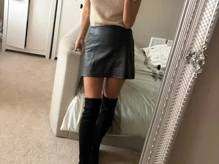 LittleRed_XX — live cam