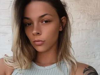 Littleminx26 cam model