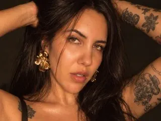 LolaDeLux cam model