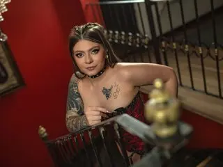 LolaQuiin cam model