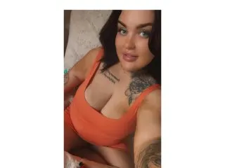 LovelyLolaXO cam model