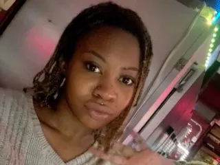 Lovexoxo999 cam model