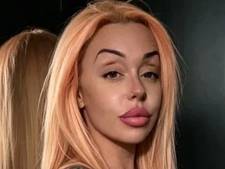 LucifersDolly — live cam