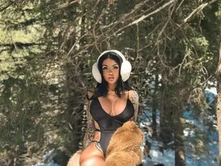 LucyHills39 cam model