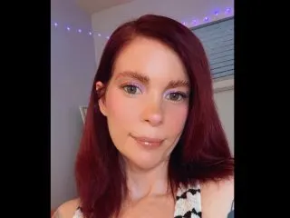 LylaFrost cam model