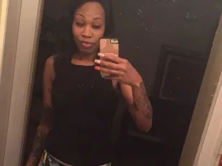 Lylafoxxi cam model