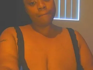 MSCUMLICIOUS84 cam model