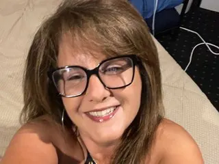 Maci2222 cam model