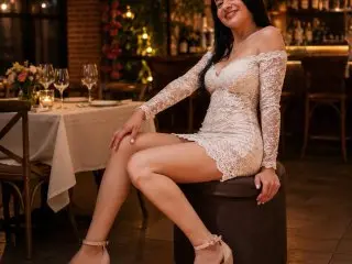 MaddyBenett cam model