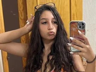 MaeveSun cam model