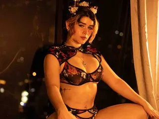 MaraMaison cam model