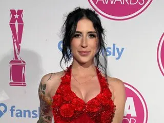 MarieFox31 cam model